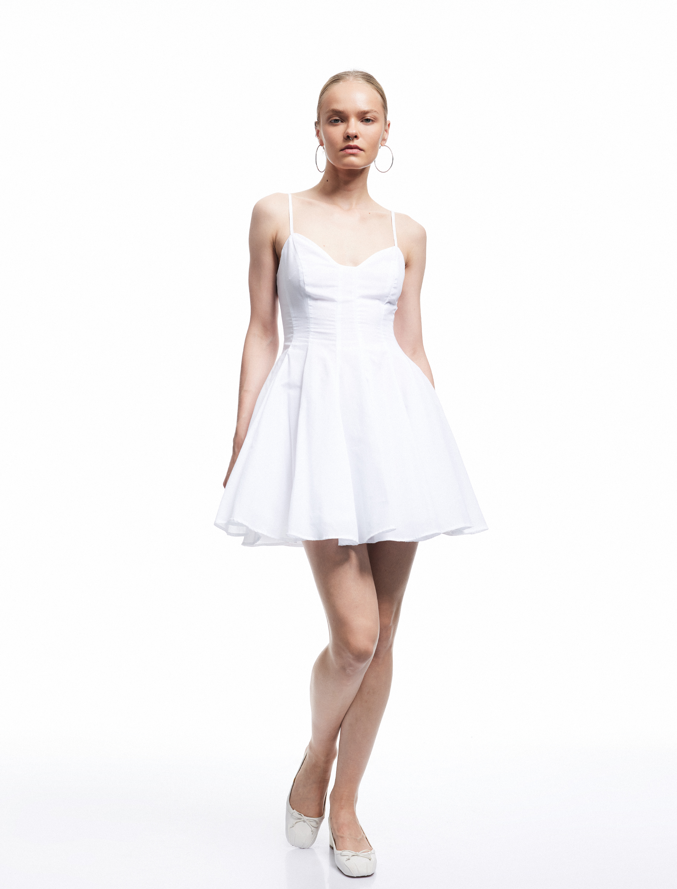 Pamuklu İp Askılı V Yaka A Kesim Mini Elbise