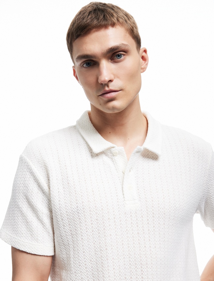  Regular Fit Kısa Kollu Dokulu Polo Yaka Tişört