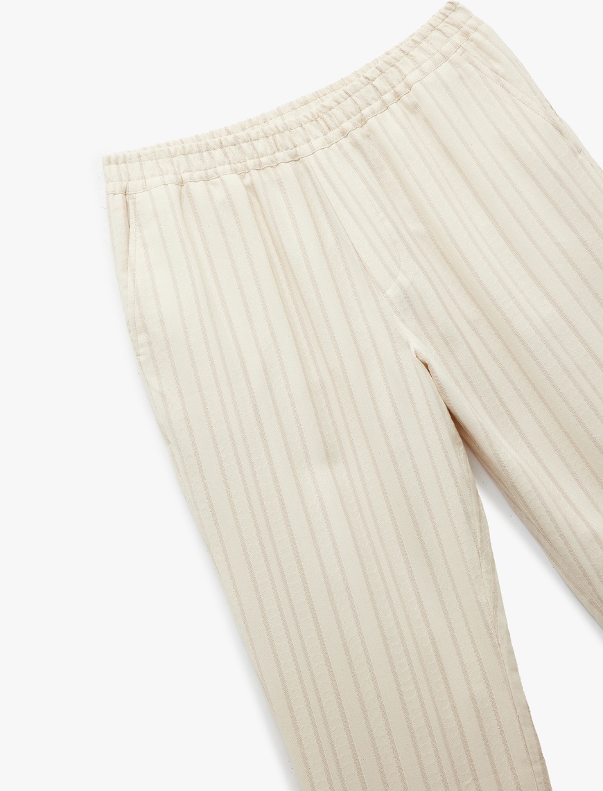   Regular Fit Cep Detaylı Pamuklu Beli Lastikli Pantolon