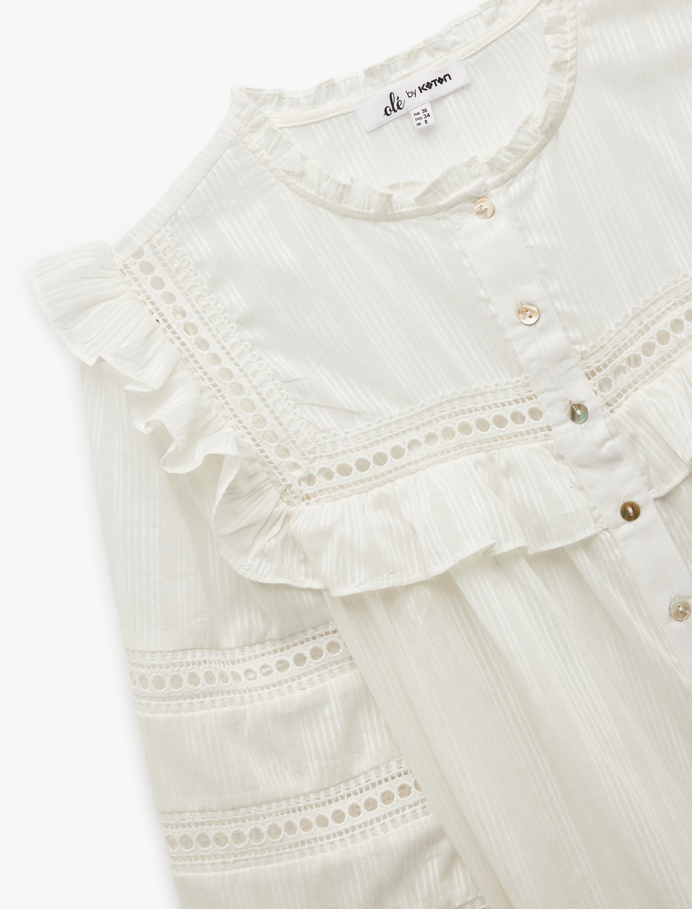   Fırfırlı Yaka Düğmeli Ajurlu Uzun Kollu Gömlek