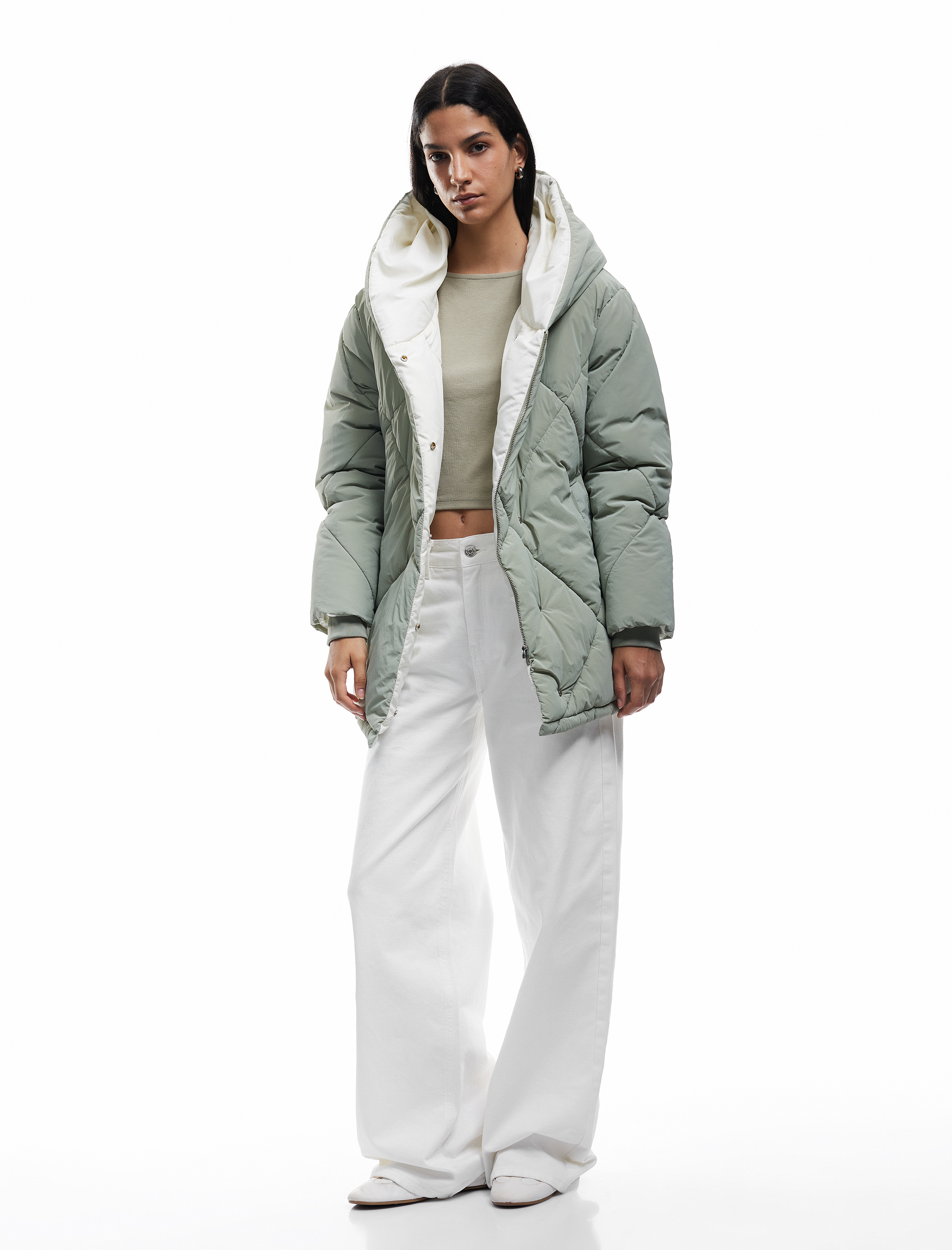   Kapüşonlu Cep Detaylı Fermuarlı Çıtçıt Düğmeli Kapitone Oversize Anorak