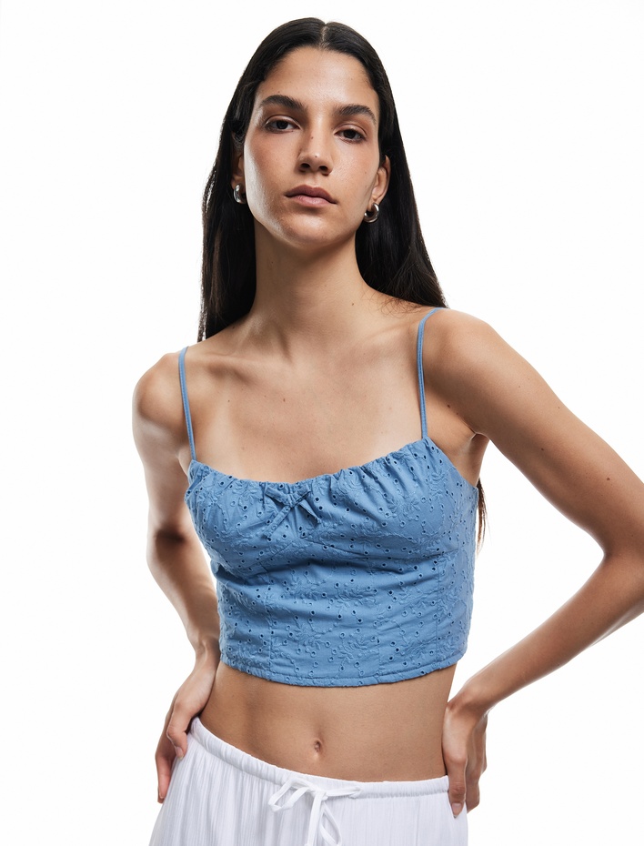  Pamuklu Fiyonklu İp Askılı Fisto Crop Kolsuz Bluz