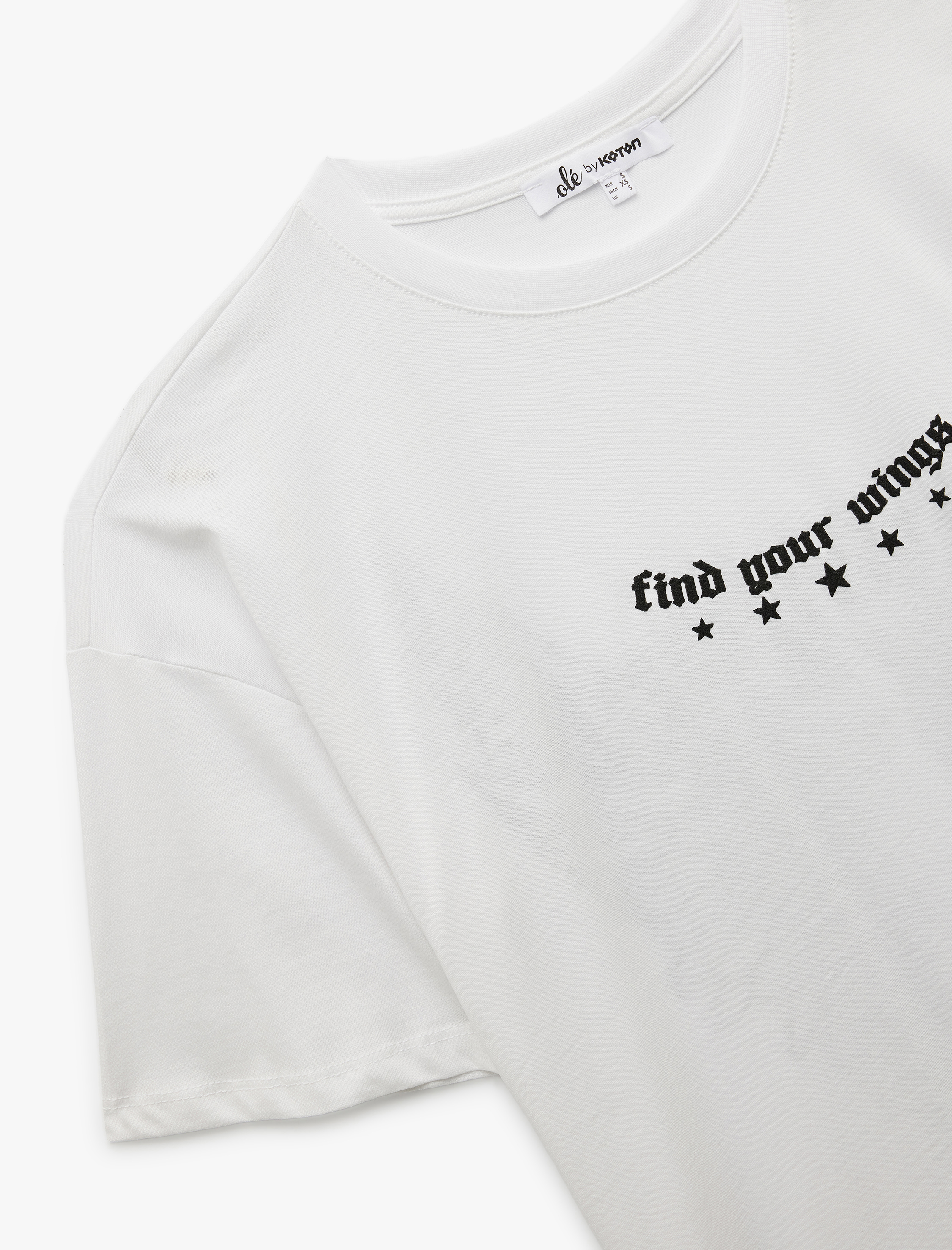   Pamuklu Kısa Kollu Bisiklet Yaka Arkası Baskılı Oversize Tişört