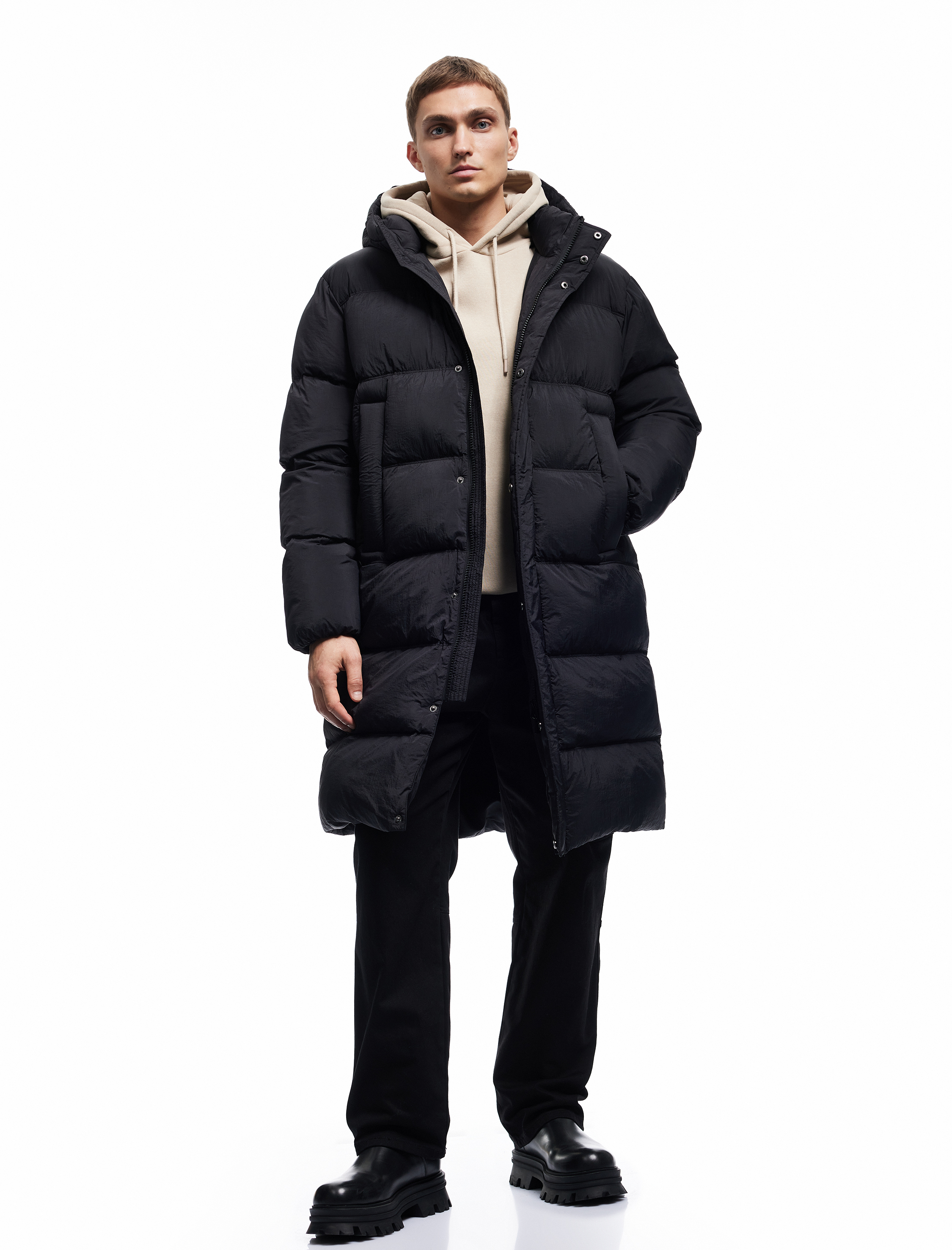   Kapüşonlu Cep Detaylı Fermuarlı Uzun Şişme Mont