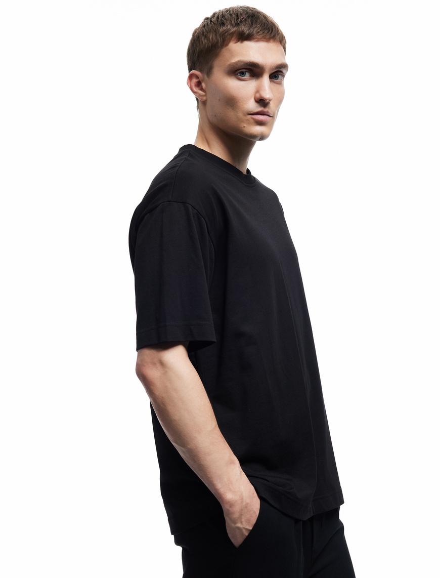   Kısa Kollu Bisiklet Yaka Pamuklu Basic Oversize Tişört