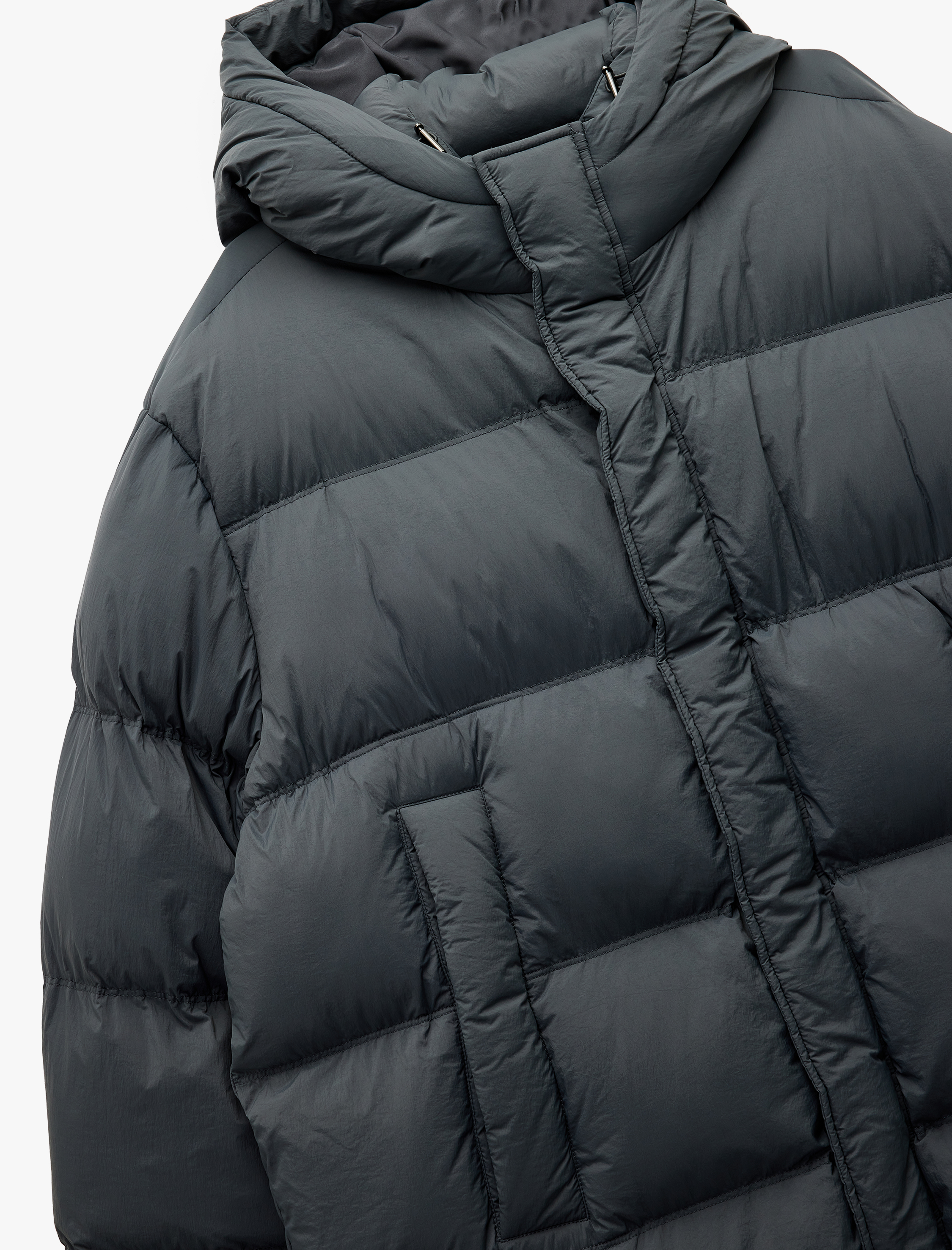   Kapüşonlu Cep Detaylı Fermuarlı Uzun Şişme Mont