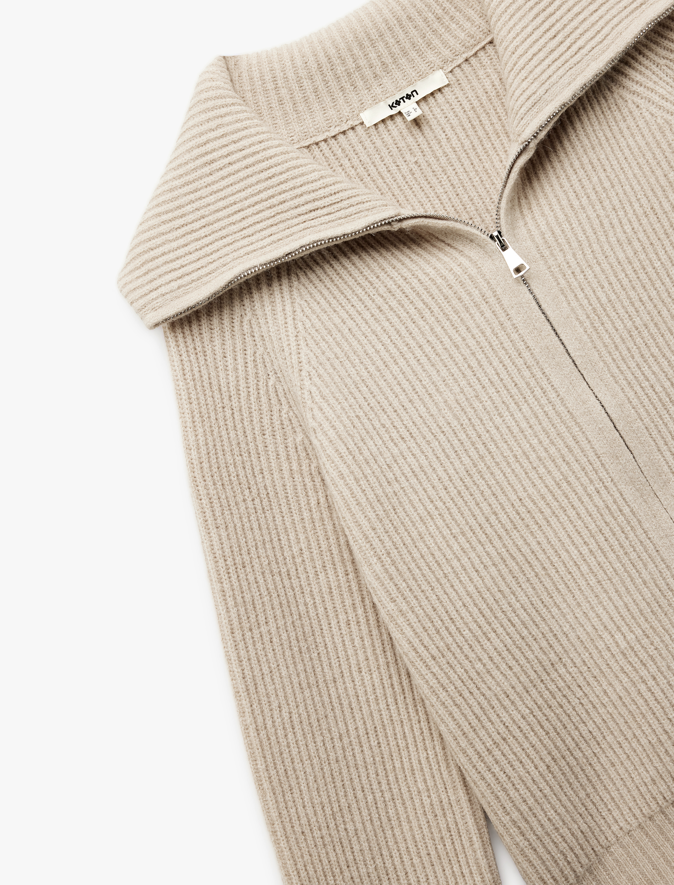   Regular Fit Dik Yaka Fermuarlı Uzun Kollu Triko Hırka