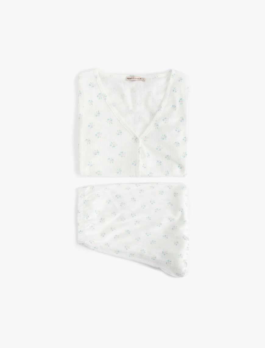   Çiçekli Kısa Kollu V Yaka Düğmeli Şortlu Pijama Takımı