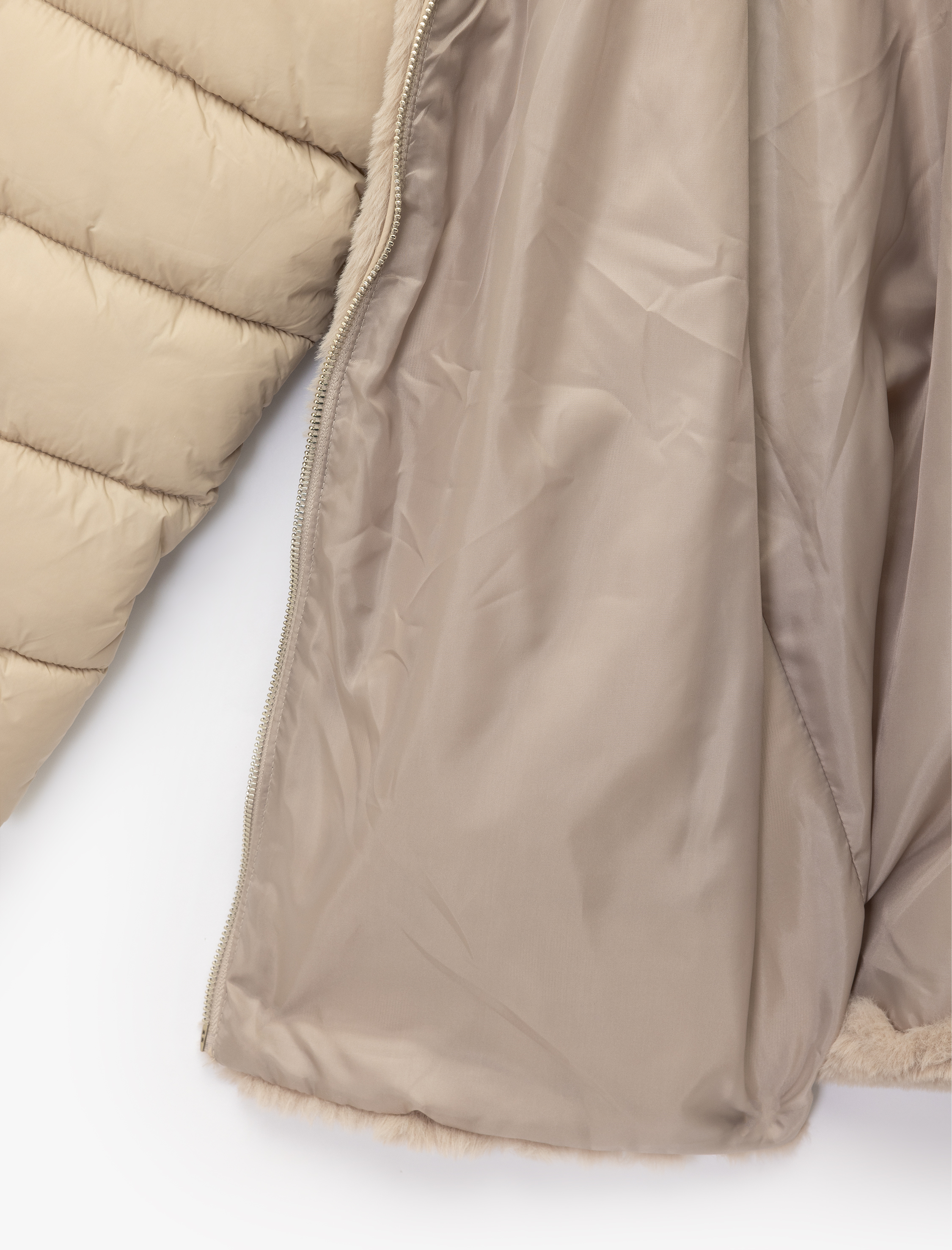   Kapüşonlu Kemer Detaylı Fermuarlı Suni Kürk Kaban