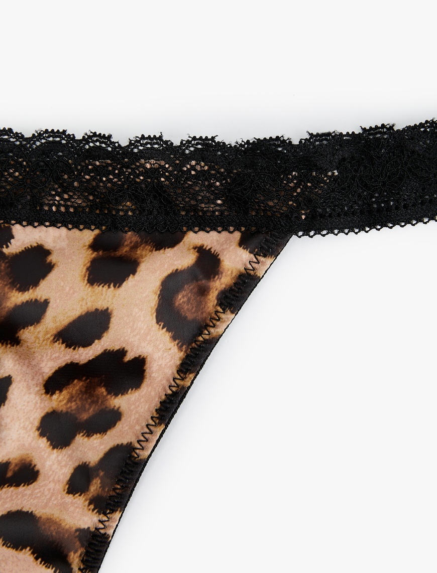   Leopar Desenli Dantel Detaylı String Külot