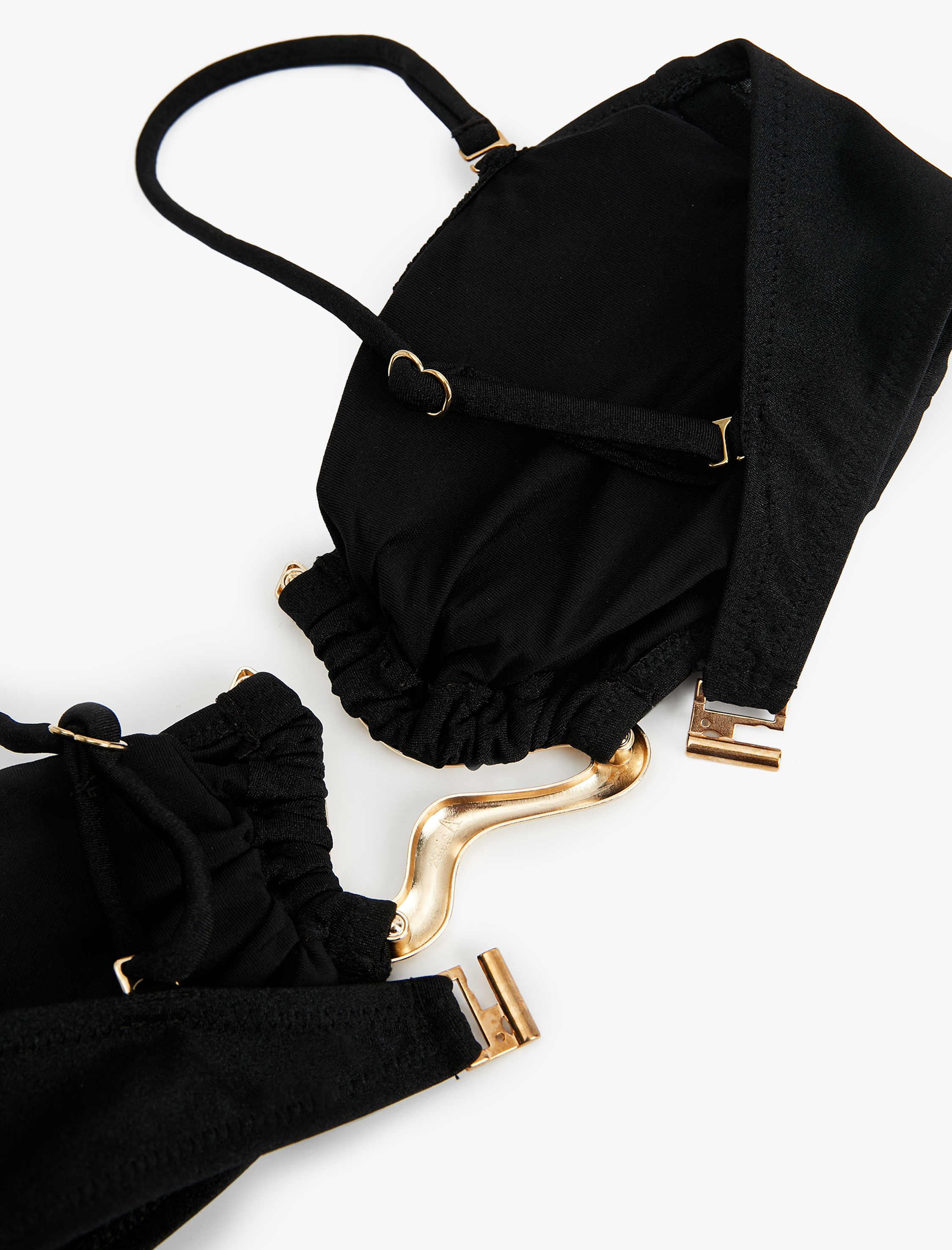   Metal Aksesuarlı Parlak Straplez Bikini Üstü