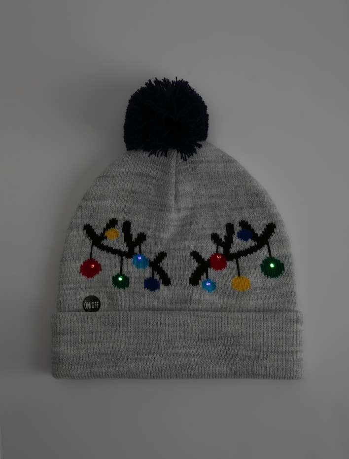 Erkek Çocuk Yılbaşı Temalı Karanlıkta Parlayan Ponponlu Bere