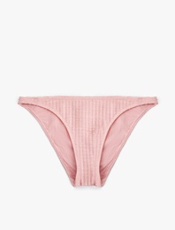 Dokulu Bikini Altı