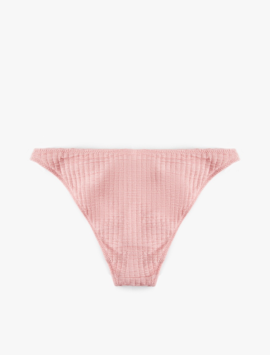  Dokulu Bikini Altı