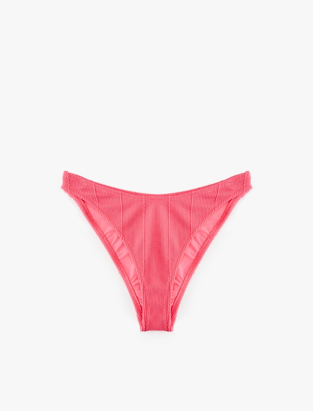 Dokulu Bikini Altı_0