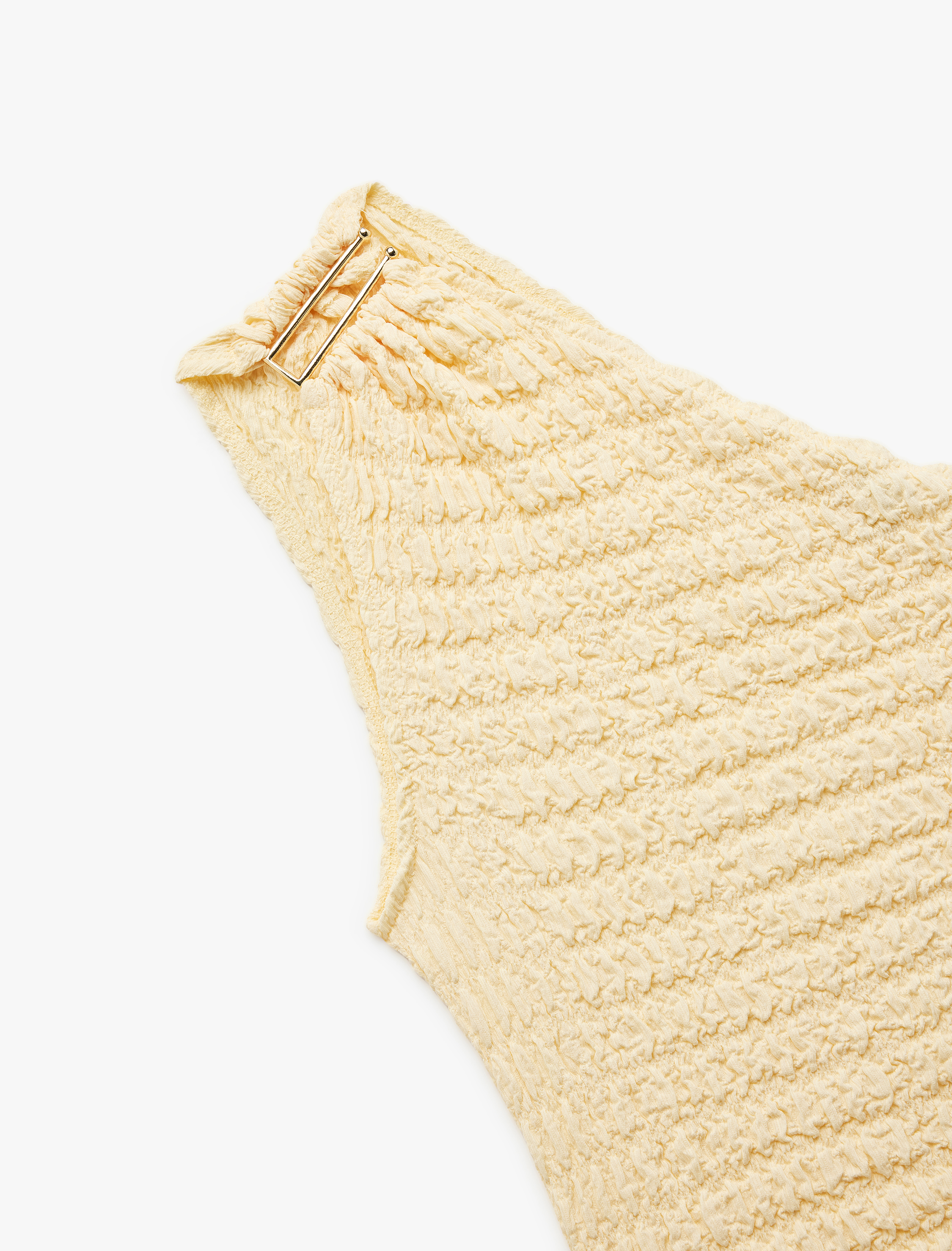   Metal Aksesuarlı Slim Fit Kolsuz Dokulu Tek Omuz Bluz