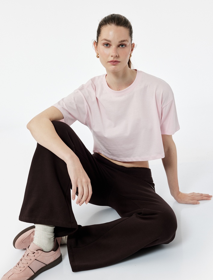  Pamuklu Rahat Kesim Bisiklet Yaka Crop Spor Tişört