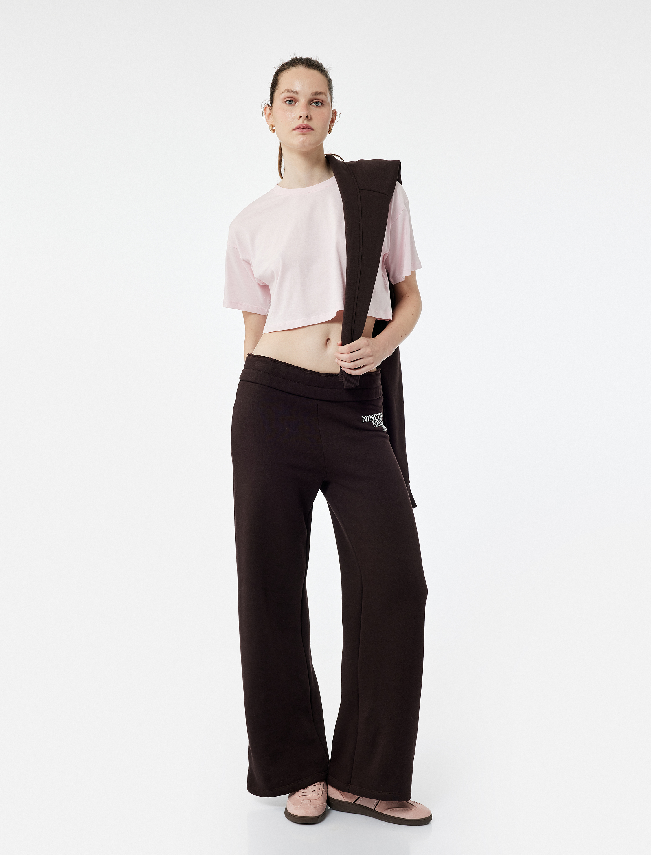   Pamuklu Rahat Kesim Bisiklet Yaka Crop Spor Tişört