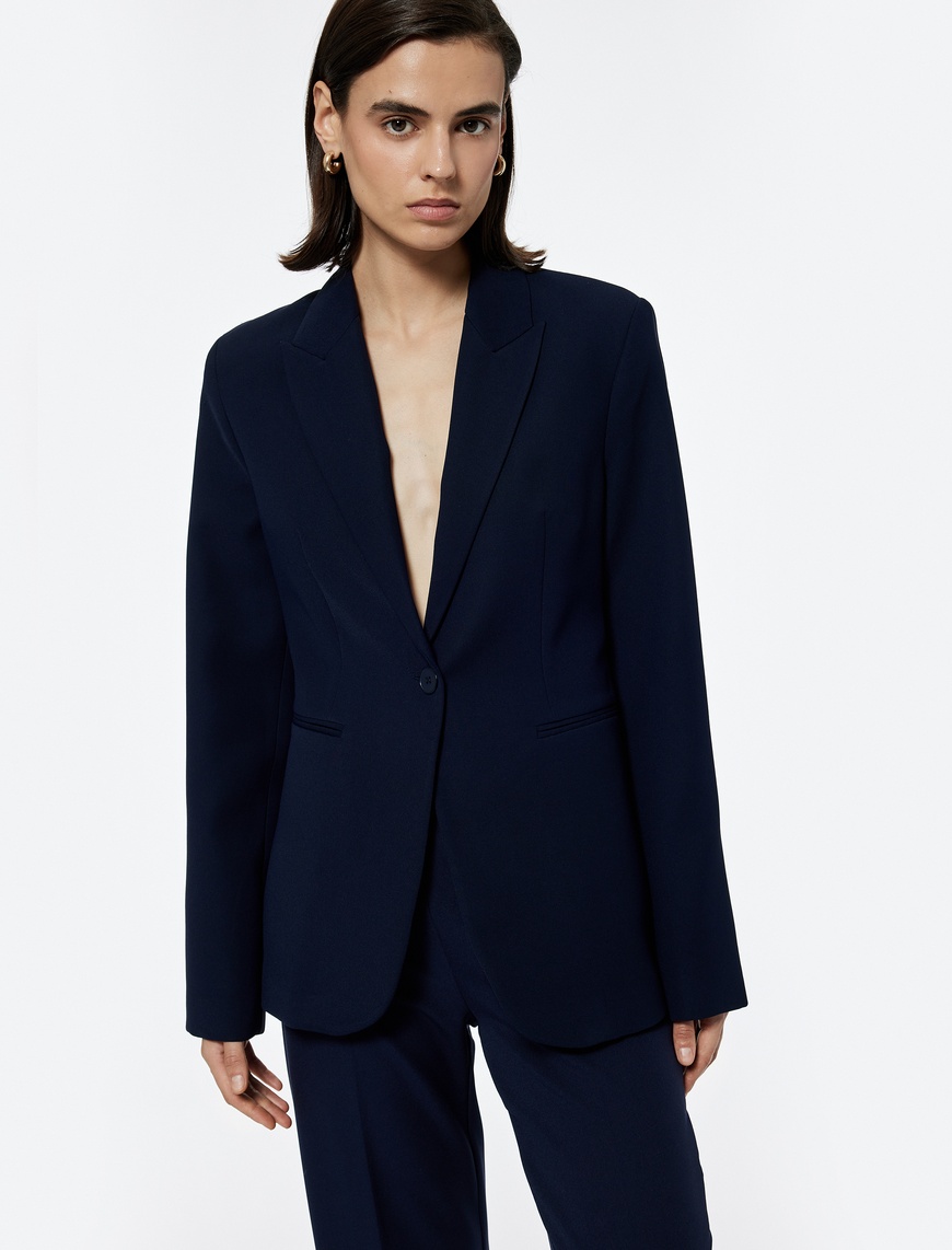   Krep Kumaş Astarlı Düğmeli Uzun Kollu Kruvaze Blazer Ceket