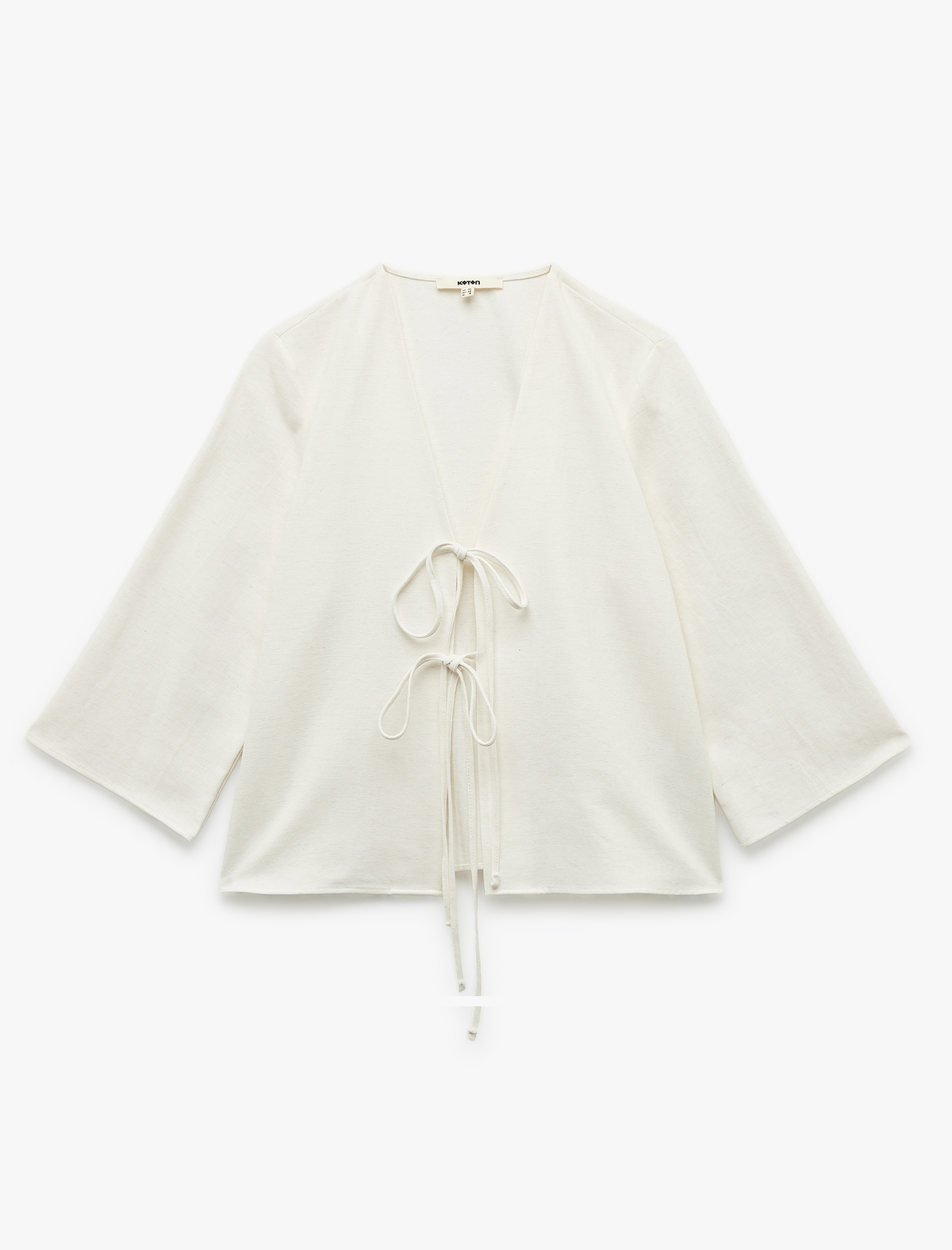   Keten Karışımlı Bol Kalıp Önden Bağlama Detaylı Fiyonklu 3/4 Kollu Bluz