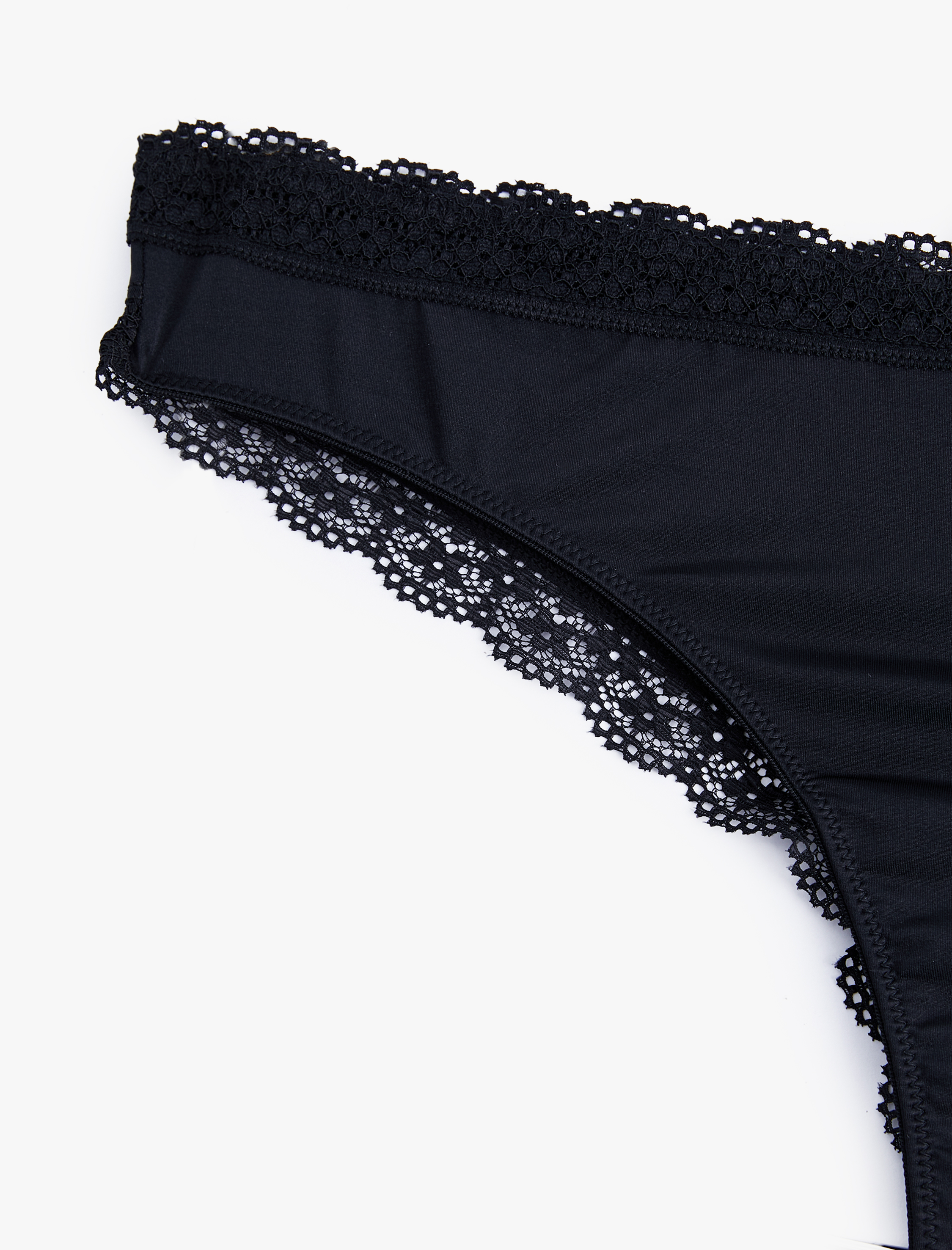   Rahat Kalıp Dantel Detaylı Brazilian Külot
