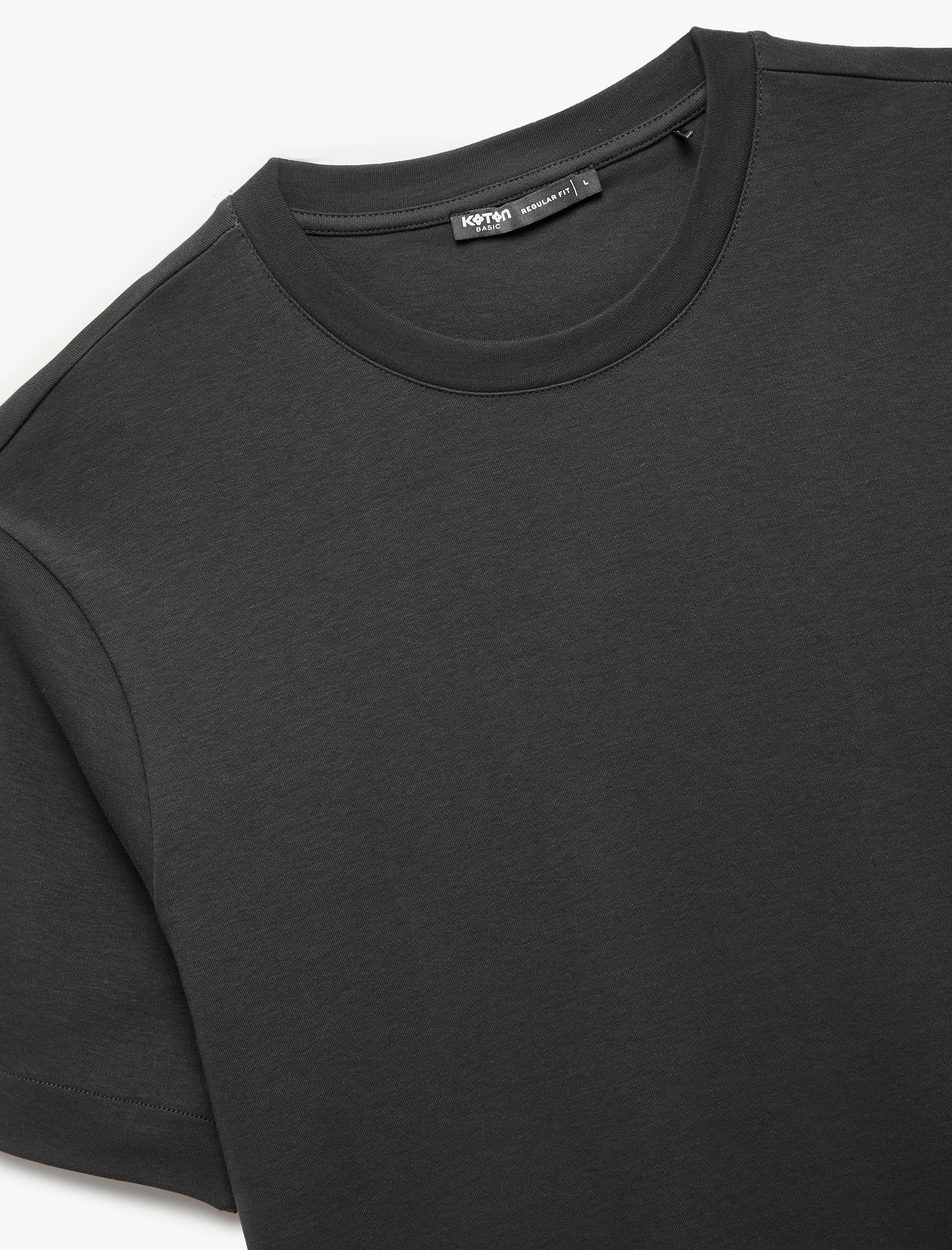   Regular Fit Bisiklet Yaka Pamuklu Tok Kumaş Kısa Kollu Basic Tişört