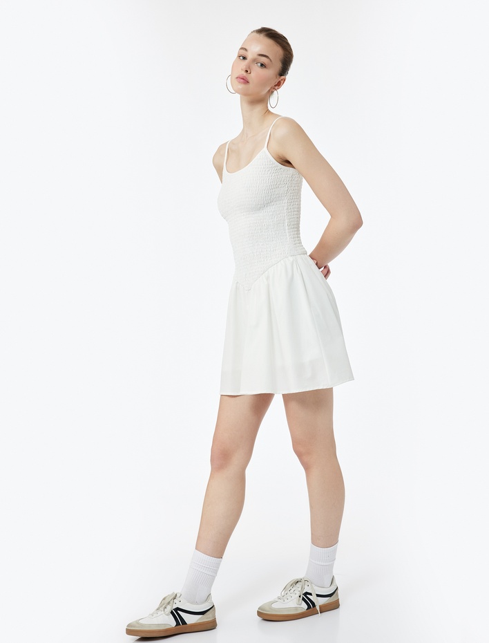  Bürümcük Kolsuz U Yaka Rahat Kalıp İp Askılı Astarlı Mini Elbise