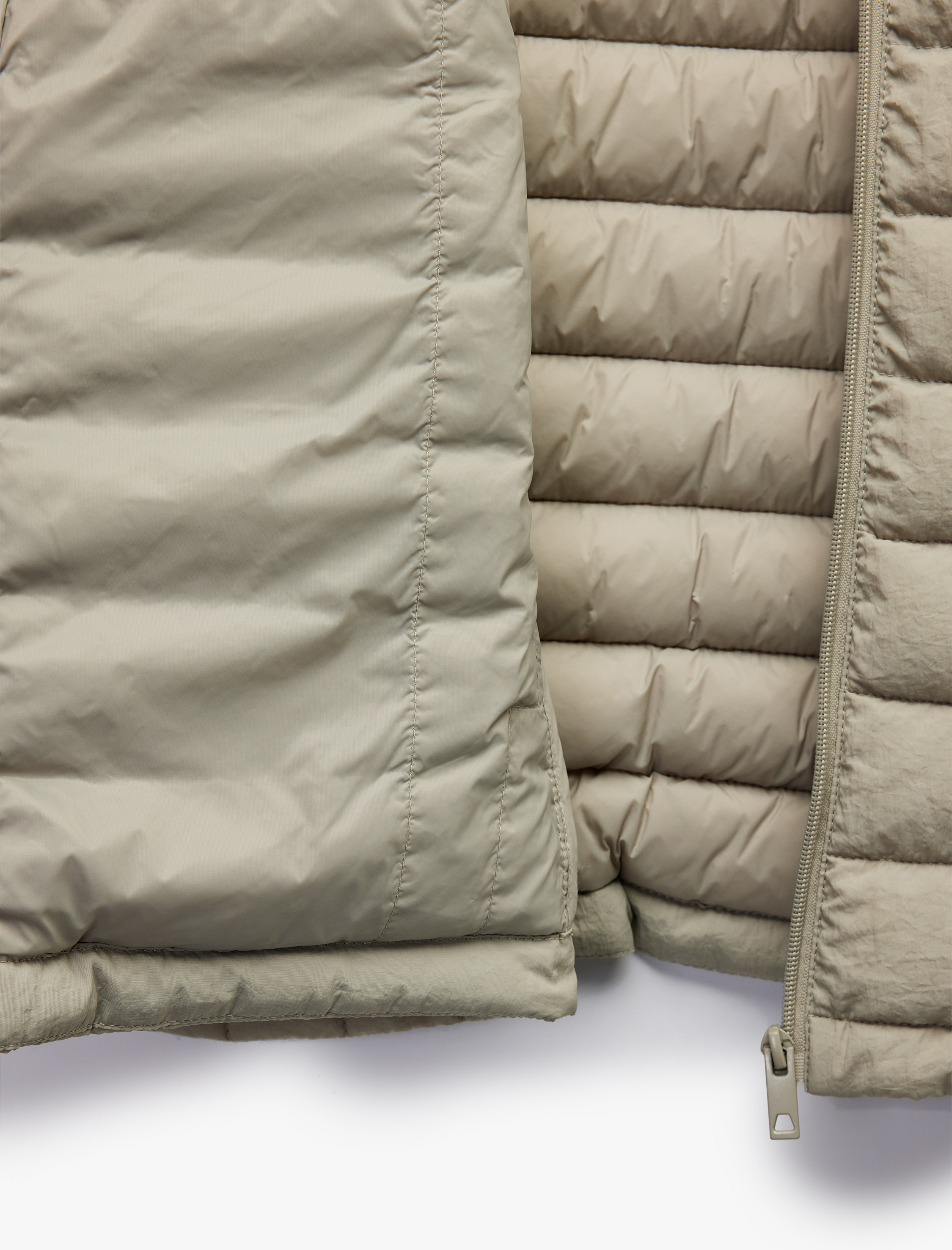 Fermuarlı Cepli Dik Yaka Basic Şişme Mont