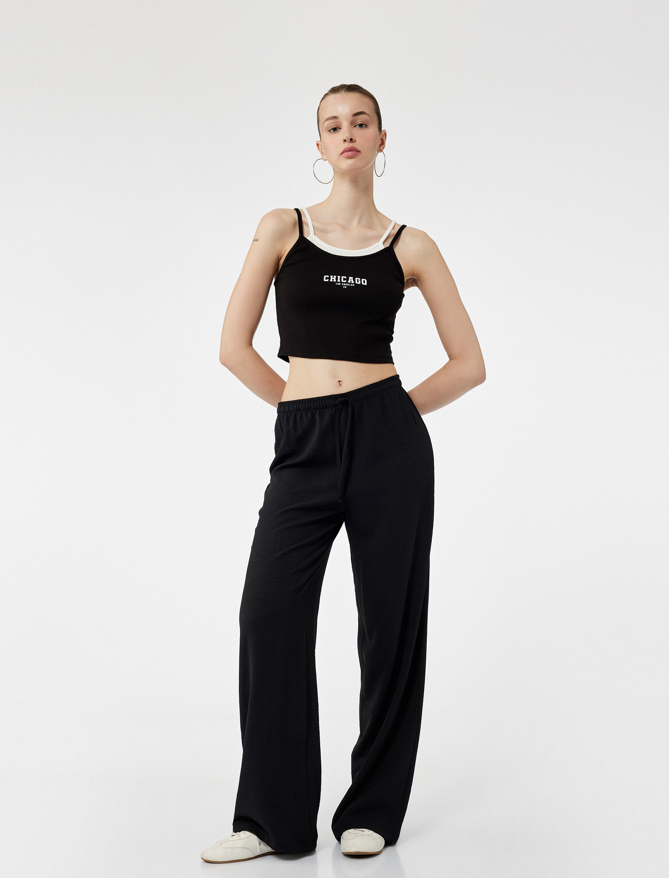   Aerobin Kumaş Geniş Paça Beli Bağcıklı Pantolon