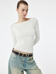 Pamuklu Slim Fit Kayık Yaka Drapeli Uzun Kollu Tişört