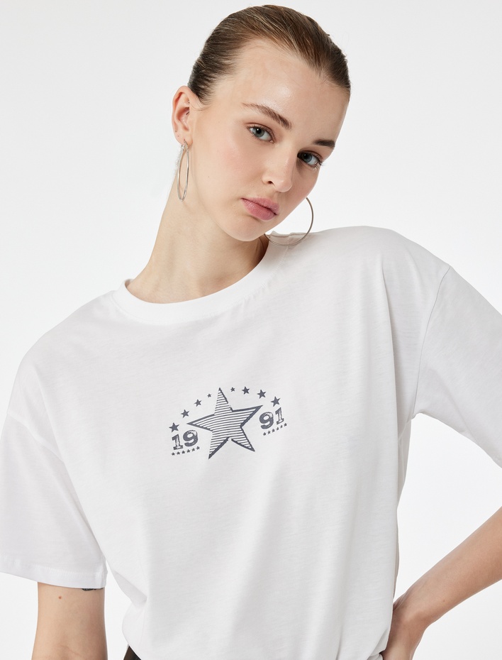  Kısa Kollu Bisiklet Yaka Pamuklu Arkası Baskılı Oversize Tişört