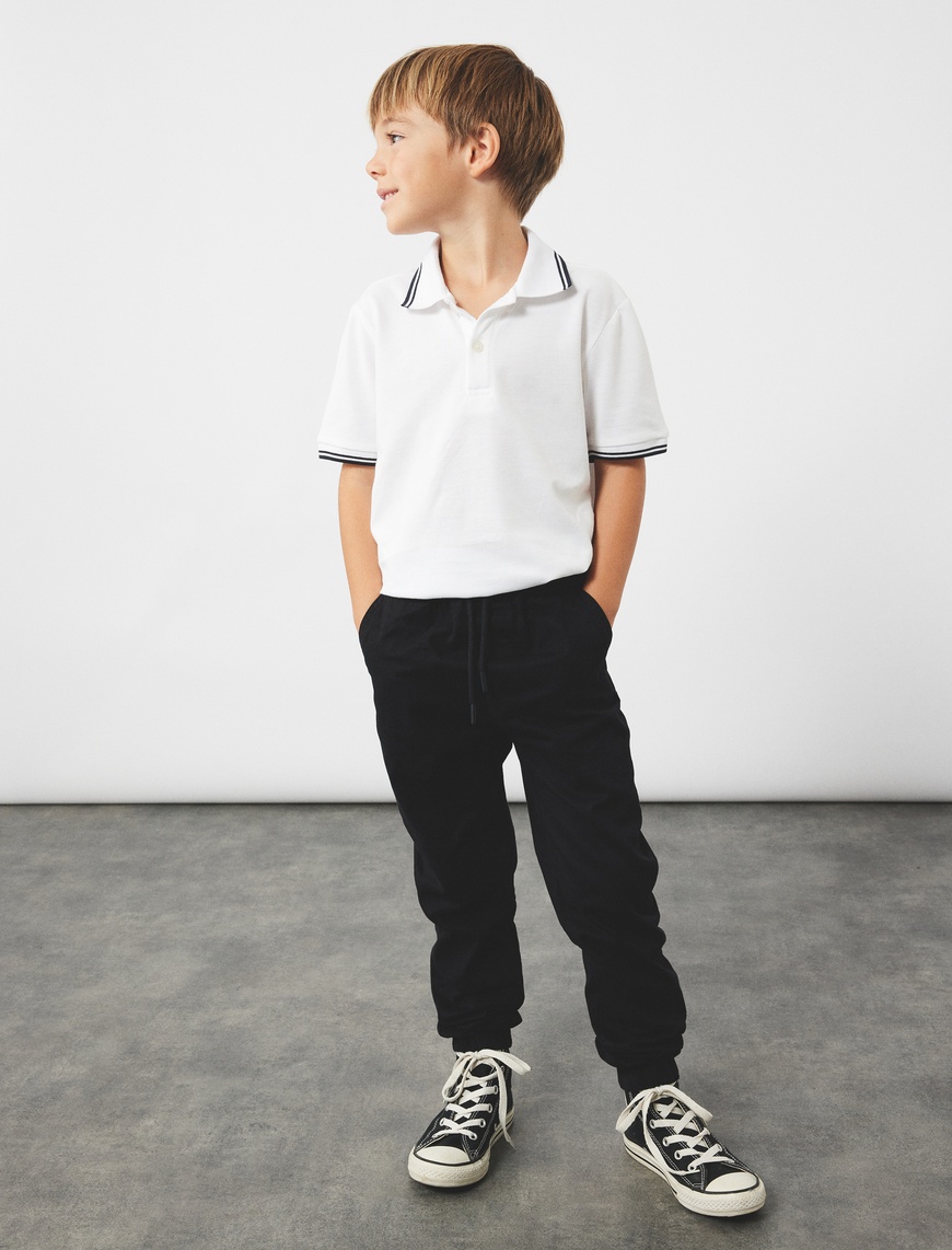  Erkek Çocuk Beli Bağcıklı Cep Detaylı Pamuklu Gabardin Jogger Okul Pantolonu