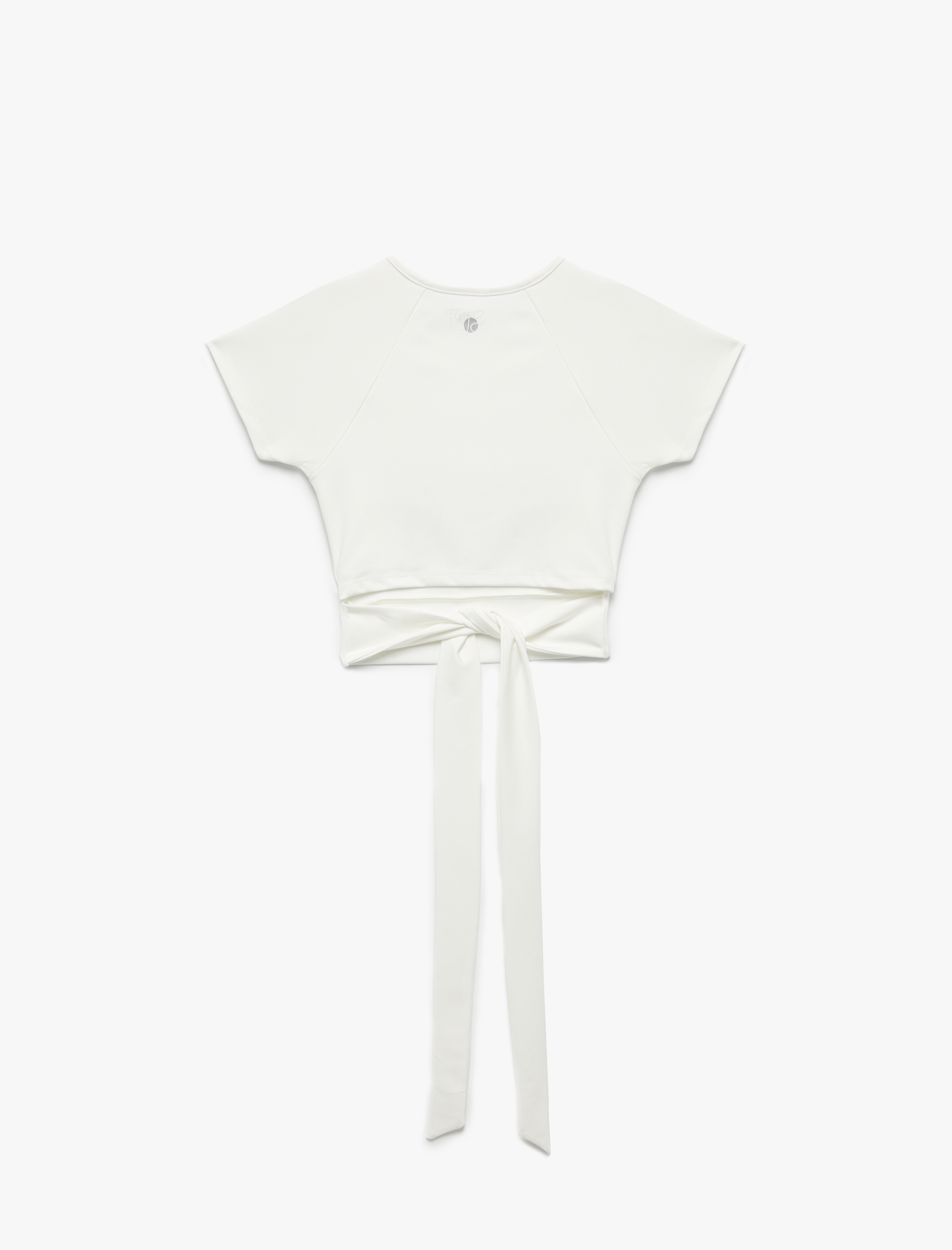   Kısa Kollu Bisiklet Yaka Bağlama Detaylı Spor Tişört