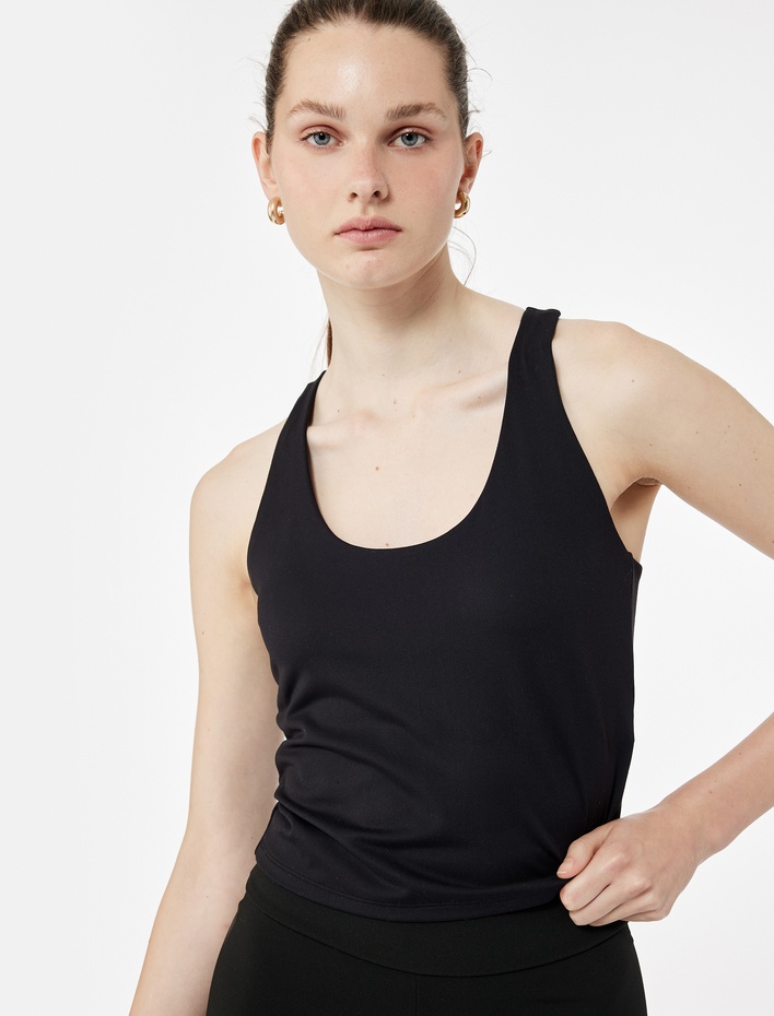  U Yaka Kolsuz Slim Fit İnterlok Sporcu Atleti