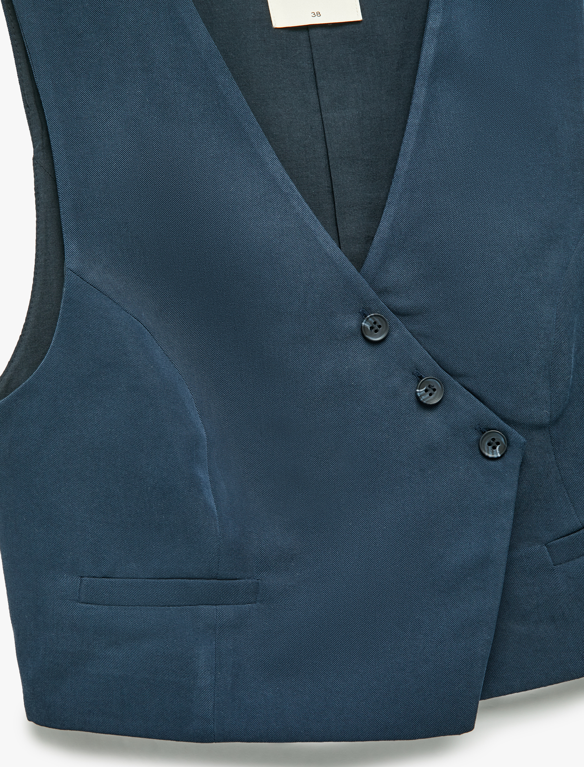 Modal Kumaş Asimetrik Kesim Düğmeli Kruvaze Crop Yelek