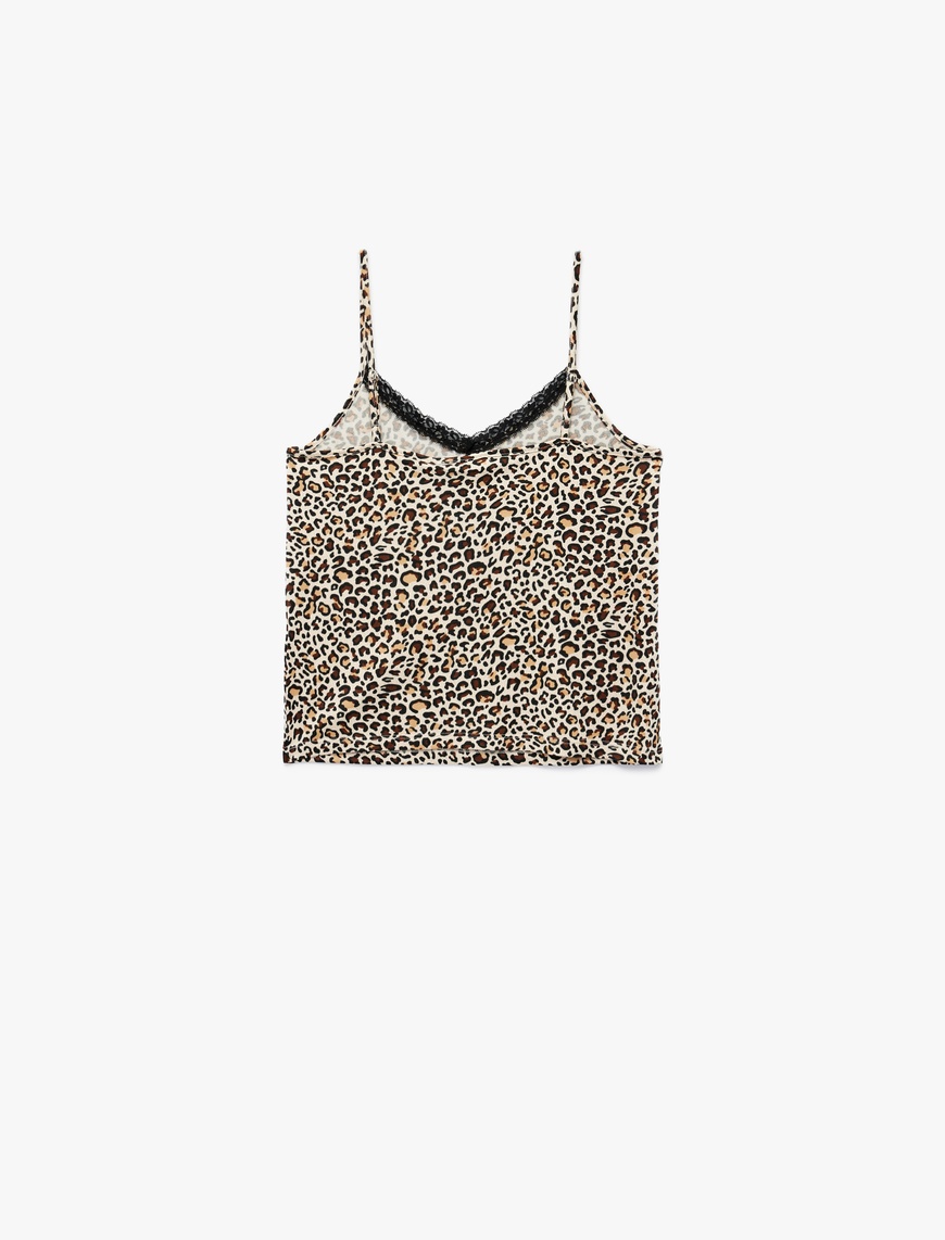   V Yaka Dantel Detaylı Leopar Desenli Askılı Pijama Üstü