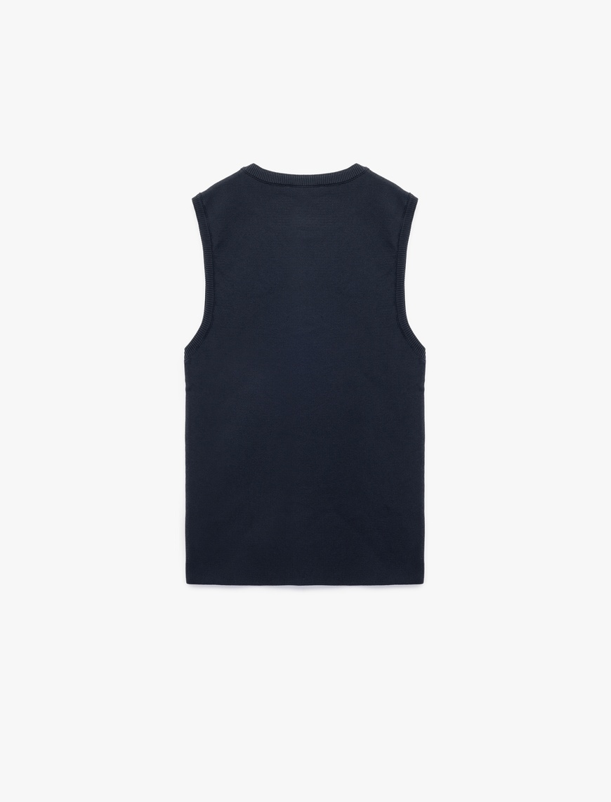   Regular Fit Bisiklet Yaka Kolsuz Triko Bluz
