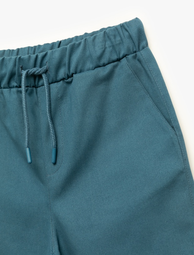 Pamuklu Beli Bağcıklı Cepli Basic Şort_2