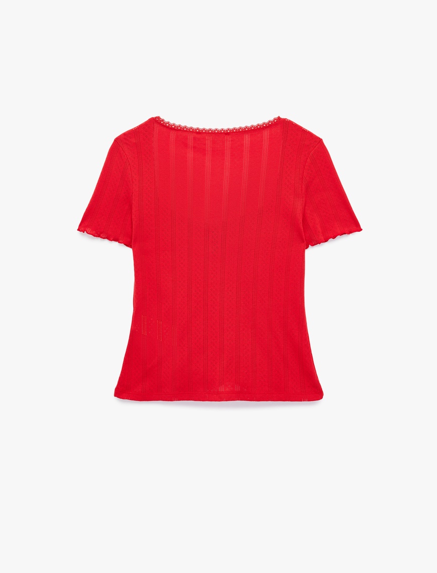   Pamuklu Büzgülü Slim Fit Kısa Kollu Kare Yaka Tişört