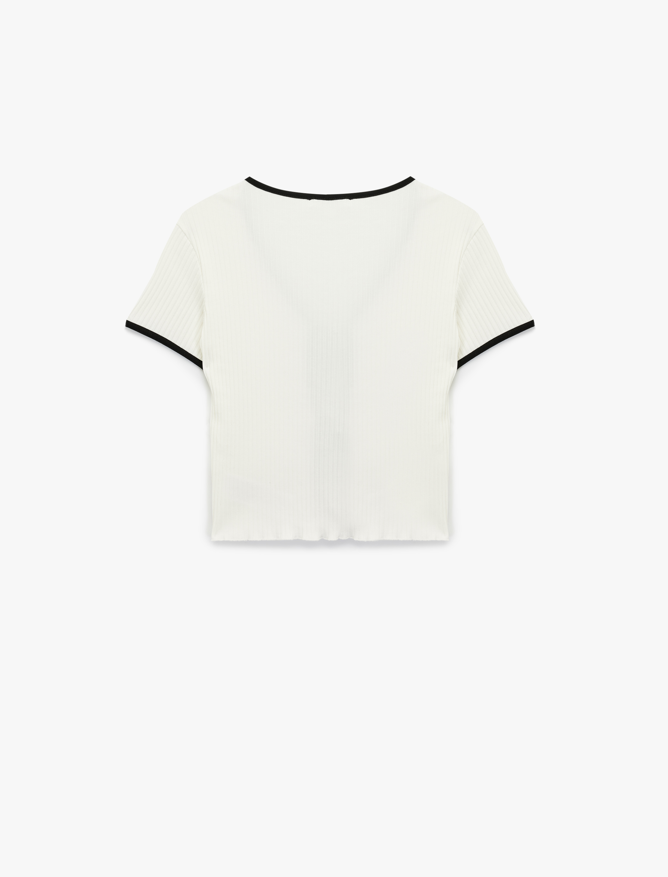   Pamuklu Kısa Kollu Bağlama Detaylı Fiyonklu Tişört