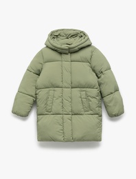 Kapşonlu Uzun Kollu Cepli Kapitone Mont