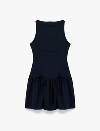 Kolsuz Bisiklet Yaka Slim Fit Fiyonklu Mini Elbise