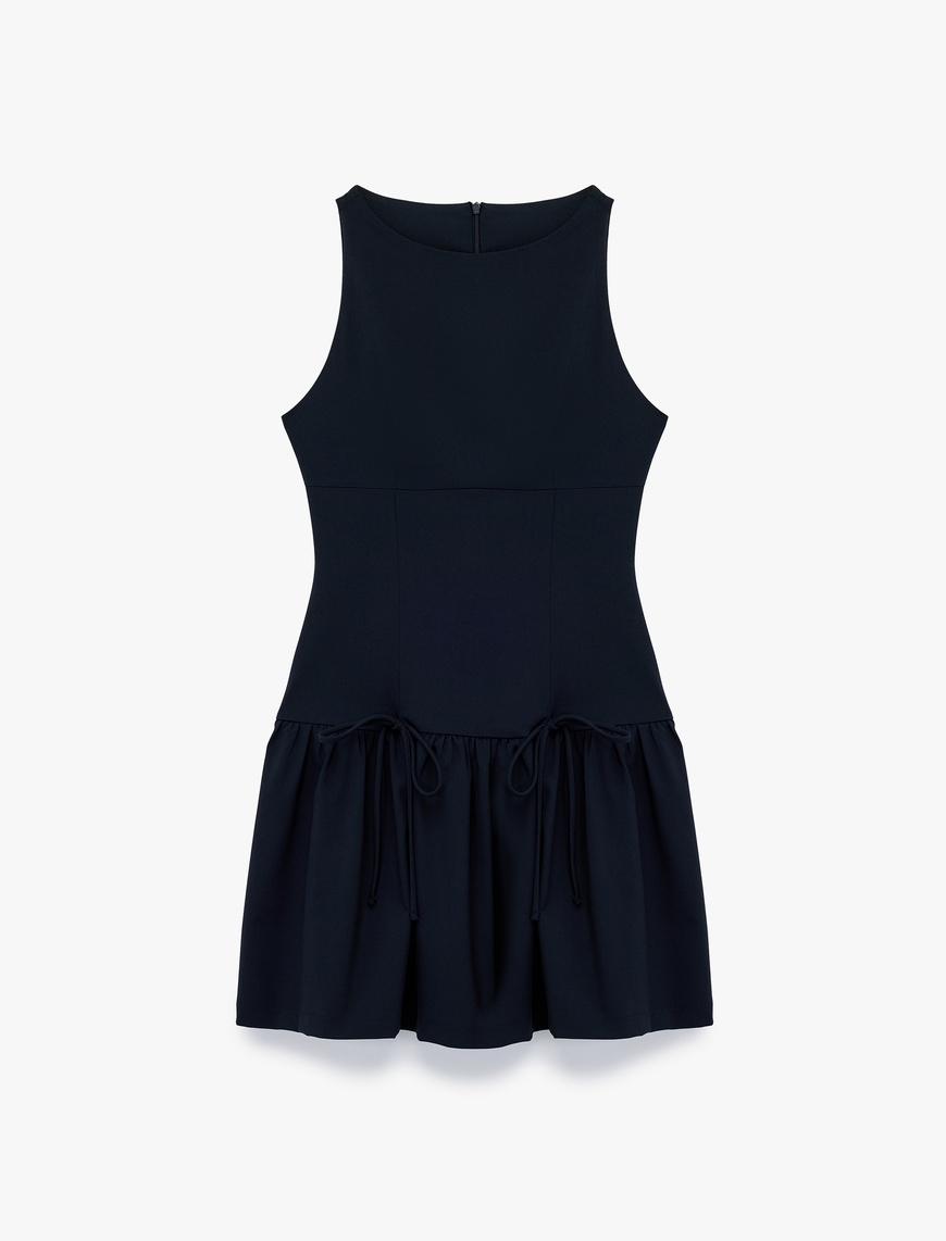   Kolsuz Bisiklet Yaka Slim Fit Fiyonklu Mini Elbise