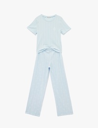 Rahat Kalıp Kısa Kollu Bisiklet Yaka Dokulu Pamuklu Örme Pijama Takımı