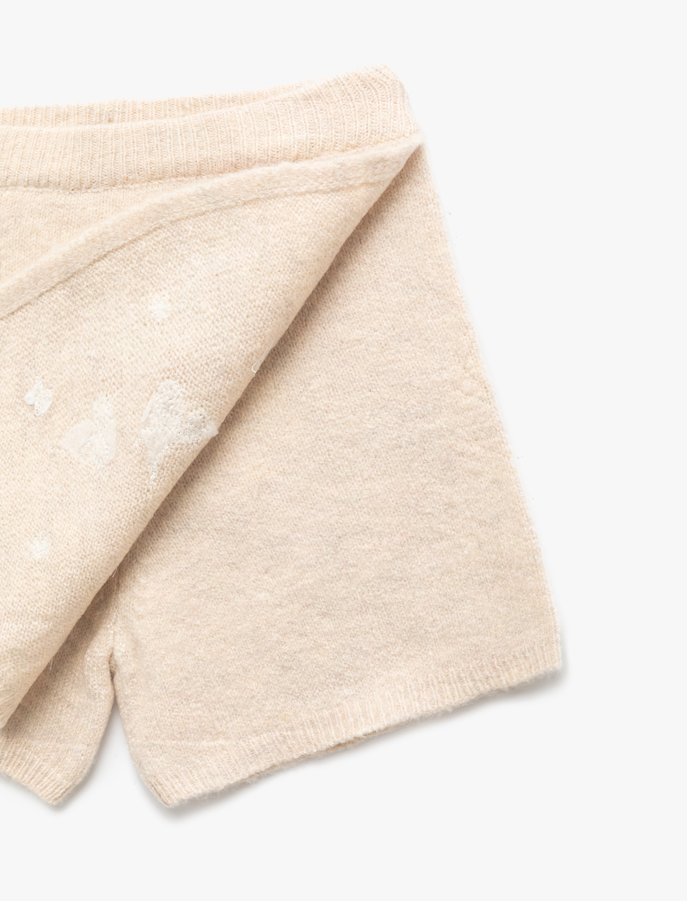  Kız Çocuk Fiyonk Desenli Boncuk Detaylı Triko Yılbaşı Şort Etek