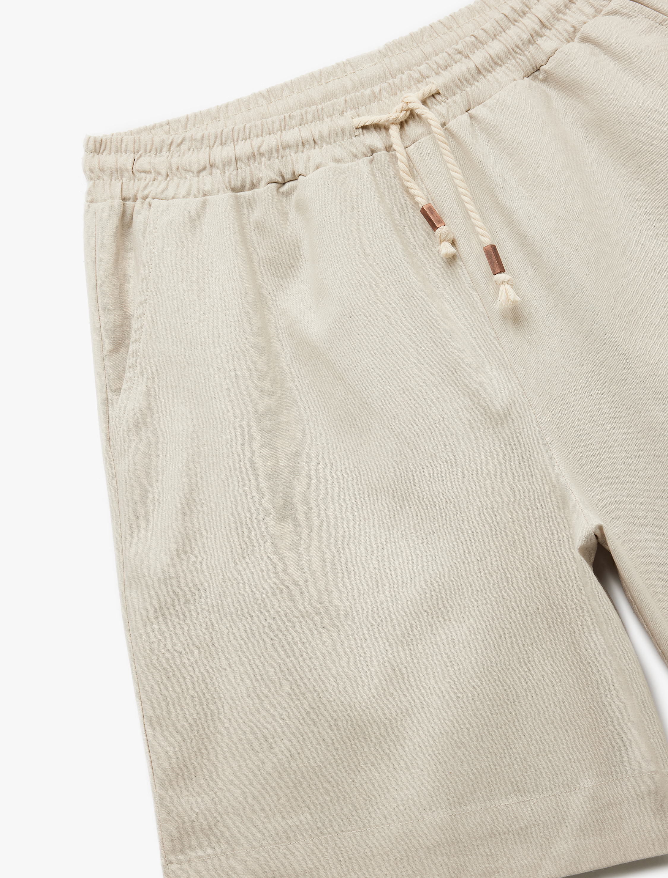   Beli Bağlamalı Regular Fit Cepli Keten Şort