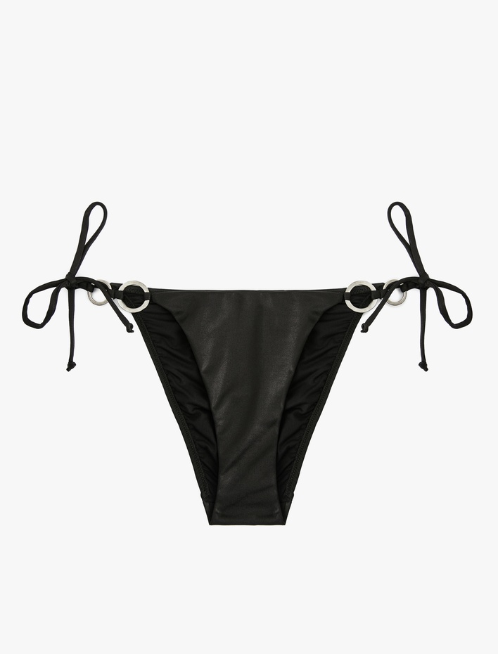  Bağlamalı Detaylı Halka Toka Detaylı Bikini Altı