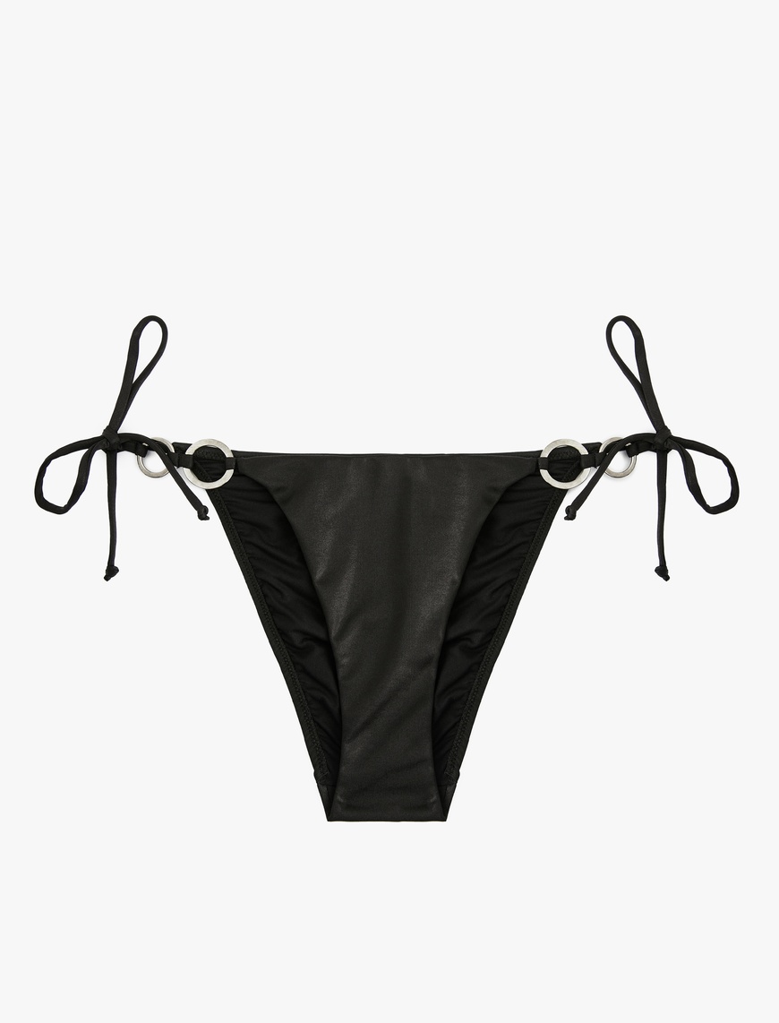   Bağlamalı Detaylı Halka Toka Detaylı Bikini Altı