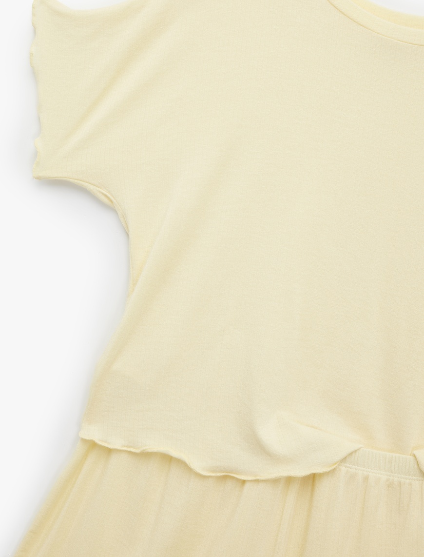   Rahat Kalıp Kısa Kollu Bisiklet Yaka Beli Lastikli Şort Modal Örme Pijama Takımı