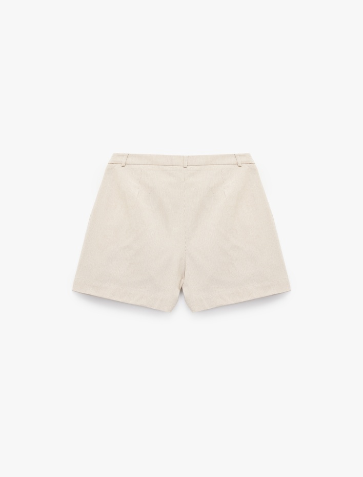  Regular Fit Cepli Pile Detaylı Kısa Şort